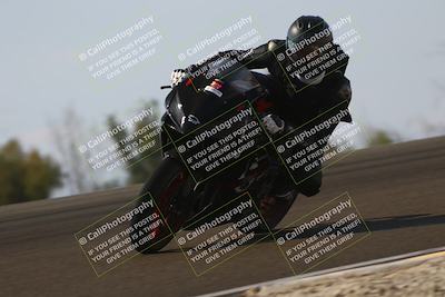 media/Nov-02-2025-Lets Ride (Sun) [[f7a3caa734]]/B Group/1120am (Turn 2 Inside)/